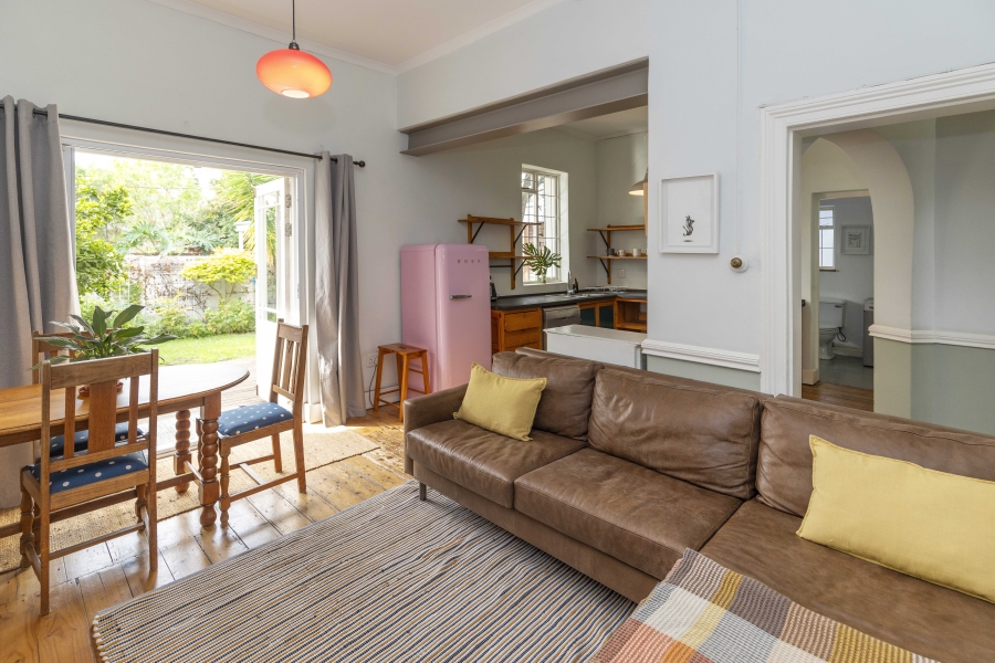 2 Bedroom Property for Sale in Claremont Western Cape